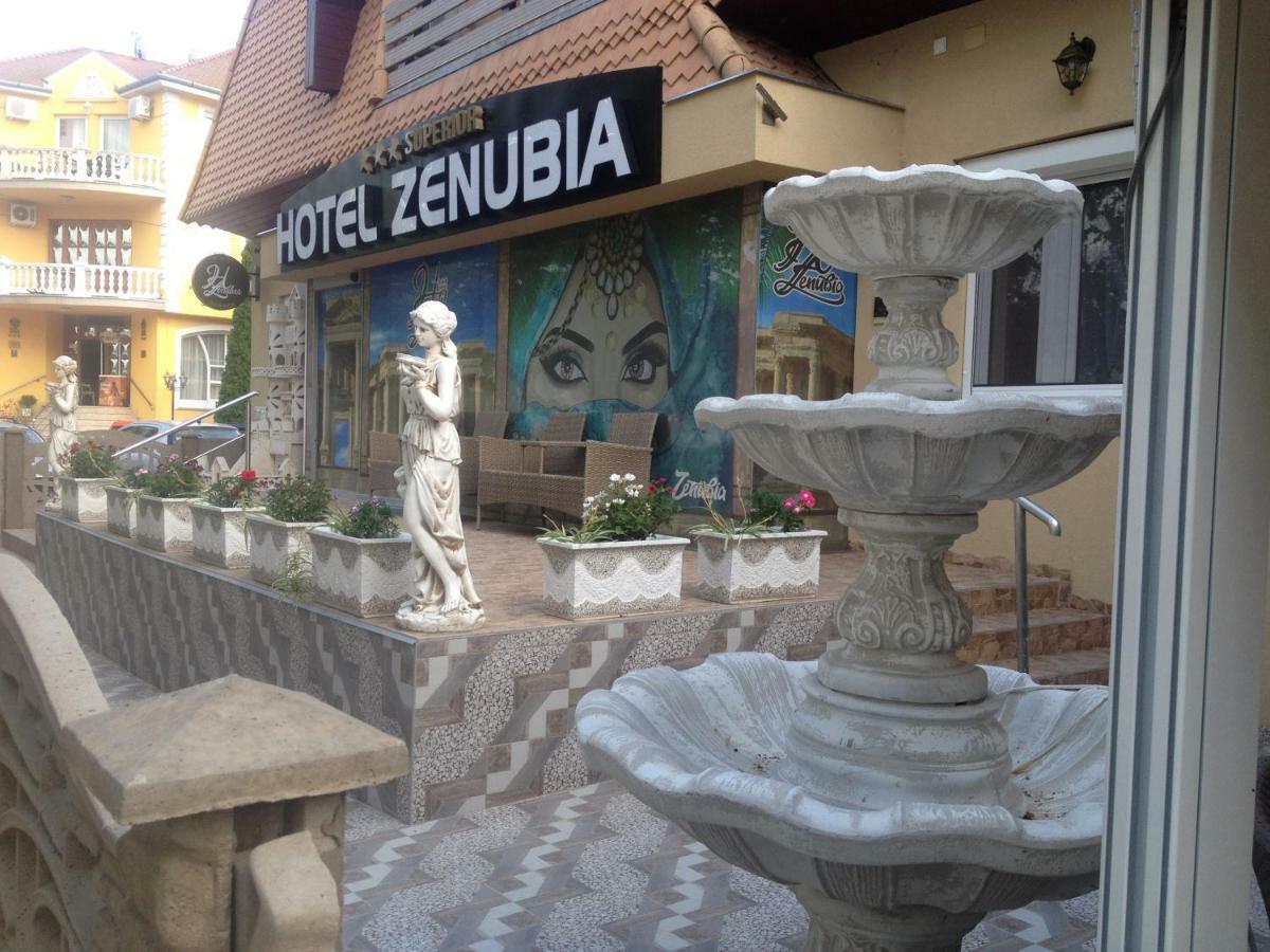 Hotel Zenubia Hajduszoboszlo Ngoại thất bức ảnh